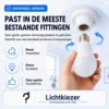 Een passende lamp voor je armatuur | Lichtkiezer Hand met een lamp en pictogrammen over een passende lichtbron voor een armatuur.