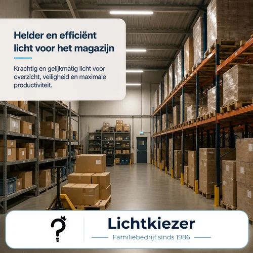 Magazijnverlichting | Lichtkiezer Magazijn met hoge stellingen en gelijkmatig verdeelde plafondverlichting.
