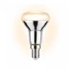 Gloeilamp met E14 fitting en reflectorvorm op een witte achtergrond.